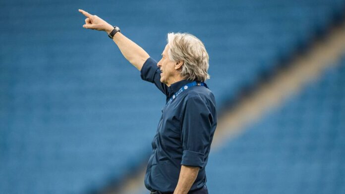 Jorge Jesus: «Estivemos a ganhar por três e depois colocámo-nos a jeito»