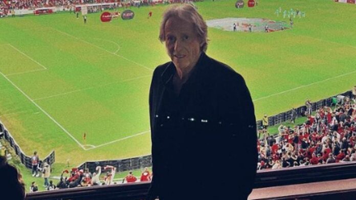 Jorge Jesus voltou ao Estádio da Luz