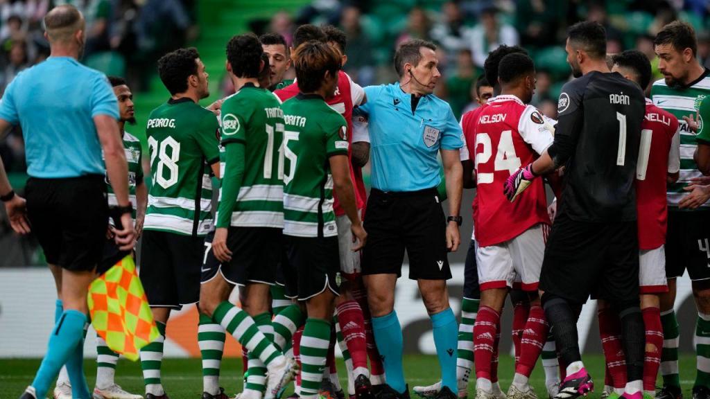 Sporting-Arsenal (Armando França/API)