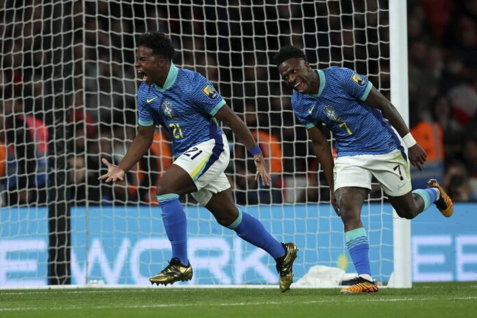 Endrick deixa Wembley a seus pés!