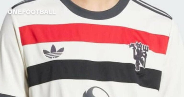 Aniversariantes, Charlie Brown… Veja lançamentos de camisas da semana 👕 | OneFootball Aniversariantes, Charlie Brown… Veja lançamentos de camisas da semana 👕 | OneFootball