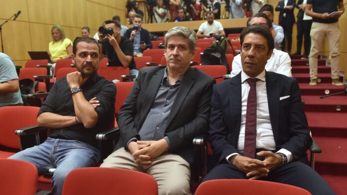 Benfica emite comunicado sobre diretor-geral do futebol