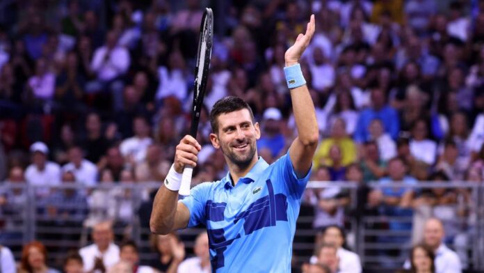 Novak Djokovic gostava de ter bailarinas entre os 'sets' para relaxar