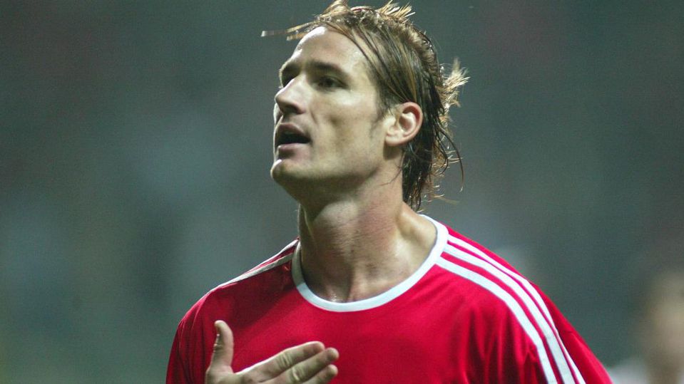Benfica recorda Fehér: «21 anos de saudade»