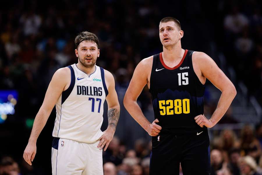 Luka Doncic e Nikola Jokic lutam pelo Santo Graal