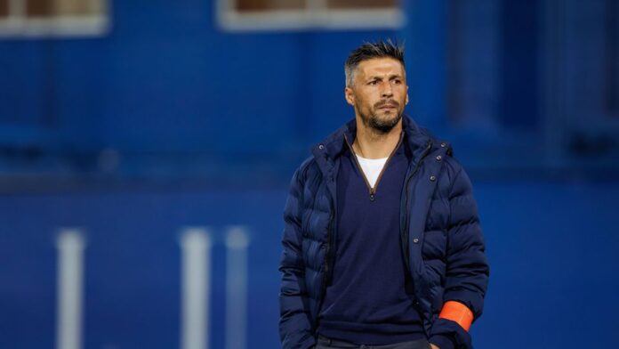 Oficial: Moreno já não é treinador do Chaves