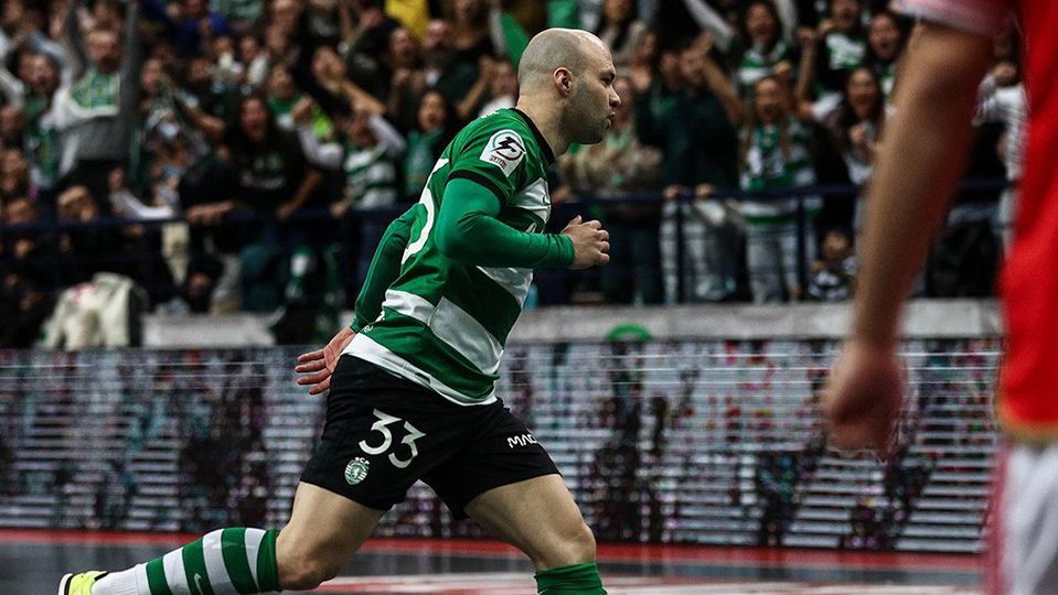 Ex-Benfica comenta o lance polémico de Taynan: «Vergonhosa atitude»
