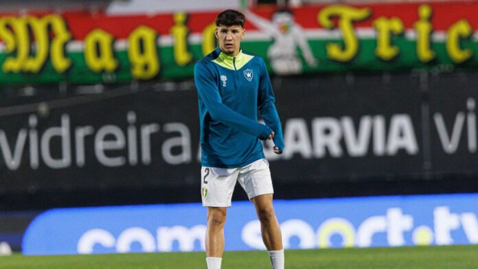 E. Amadora quer Travassos em regime de 50/50 com o Sporting