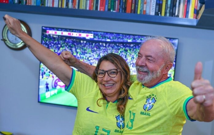 Lula pede respeito a Vinicius Jr. AFP