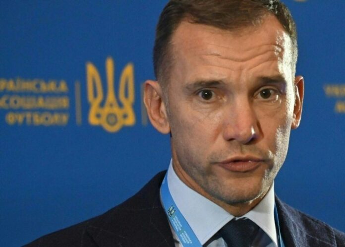 Shevchenko impõe polígrafos aos árbitros na Ucrânia. AFP