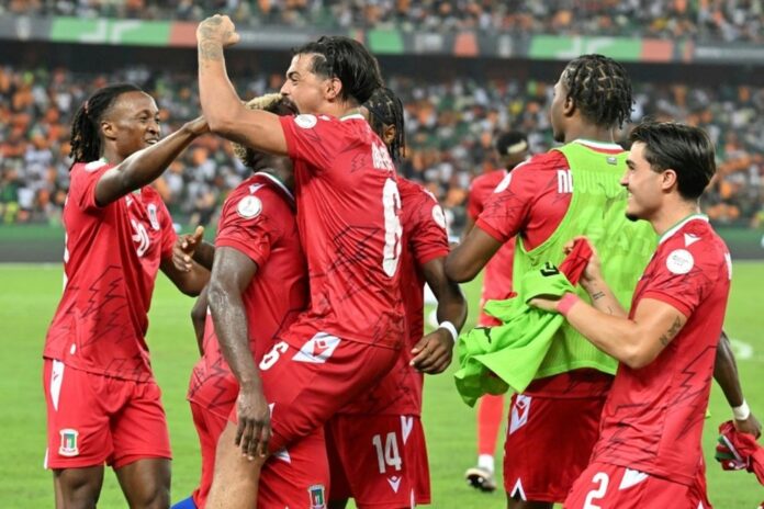 Guiné Equatorial humilha os anfitriões. AFP