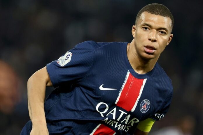 E se Mbappé já tiver jogado sua última partida na Ligue 1? AFP