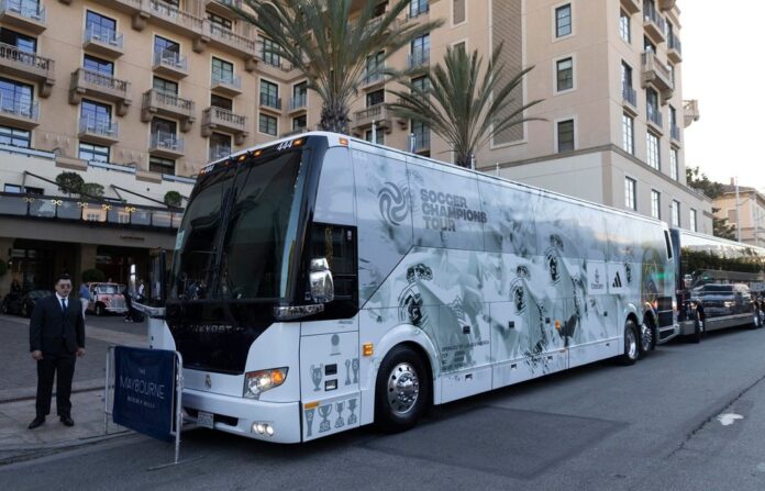 O ônibus do Real Madrid sofreu um acidente a caminho de Leipzig. EFE