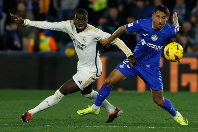 Mendy e Rüdiger retornam a uma lista sem Carvajal nem Camavinga. EFE/Juanjo Martín
