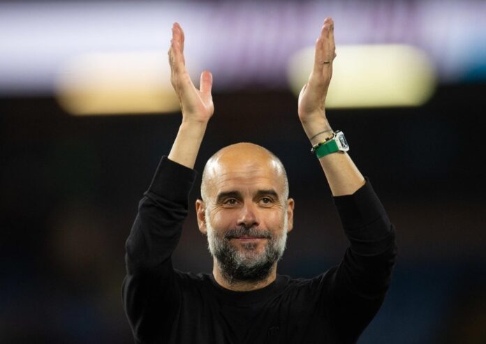 Guardiola poderia repetir a Tríplice Coroa alcançada na temporada passada. EFE/EPA/Peter Powell