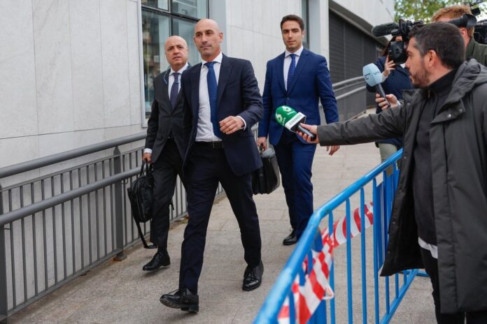 O juiz envia Rubiales a julgamento. EFE