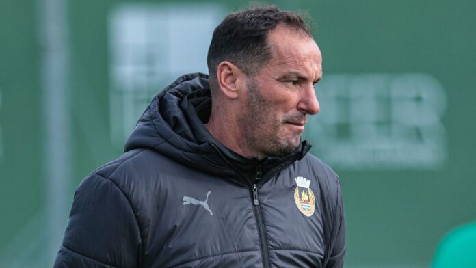 Petit espera passar mais uma eliminatória na Taça de Portugal, superando o Casa Pia em Rio Maior