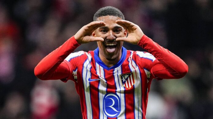 Samuel Lino celebra um golo marcado pelo Atlético