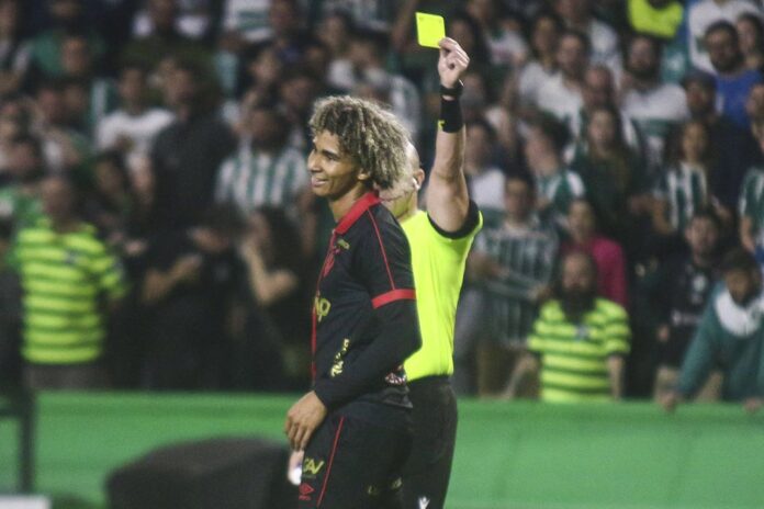 Real Madrid e Chelsea disputam promessa brasileira