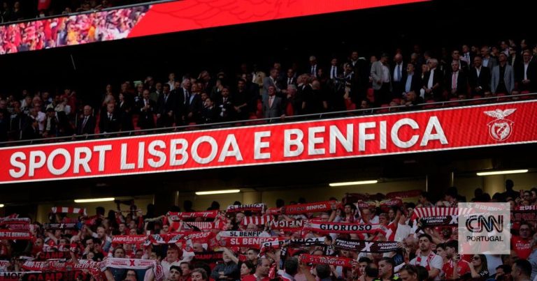 Maior acionista individual da SAD do Benfica admite vender participação