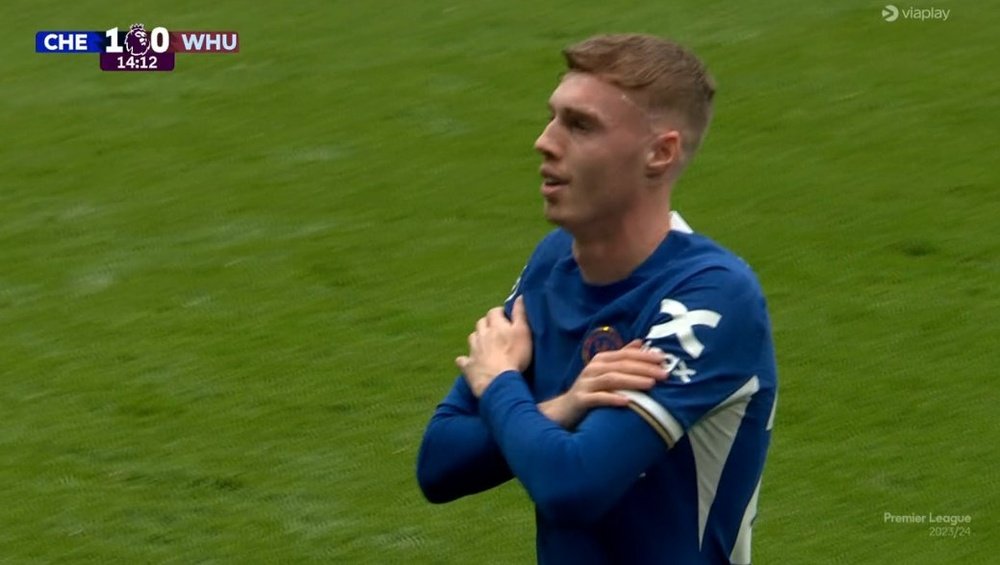Palmer manteve o ritmo com Haaland para abrir o placar do Chelsea. Captura/Viaplay