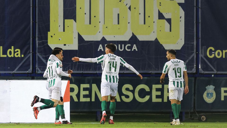 Tiago Morais teve um momento de génio e apontou o golo que valeu o empate ao Rio Ave no terreno do Arouca, no jogo que fechou a ronda 21 da Liga