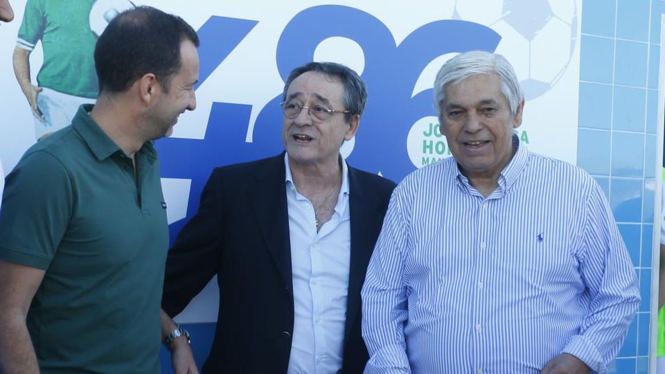 António Oliveira explica a A BOLA como surgiu o «por cada leão que cair, outro se levantará»