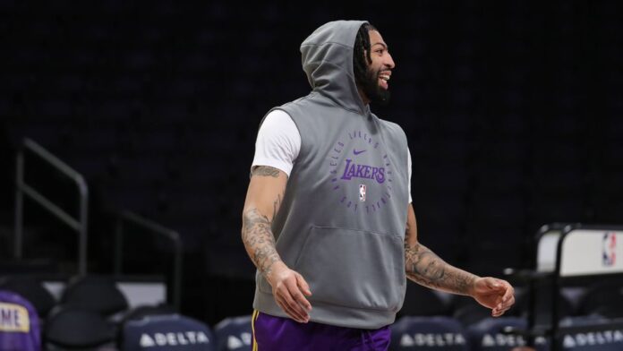 Anthony Davis despede-se dos Lakers e deixa 'bicada': «O negócio do basquetebol...»