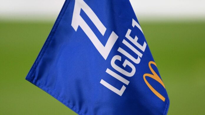 Bandeira com as cores da Liga francesa