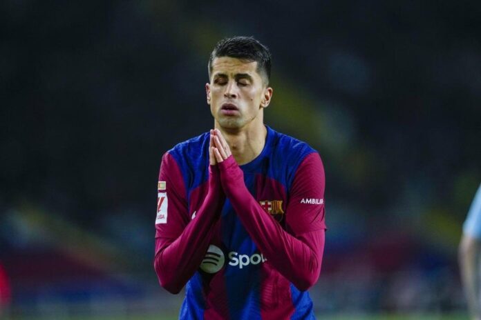 João Cancelo em foto de arquivo. EFE/AlejandroGarcia