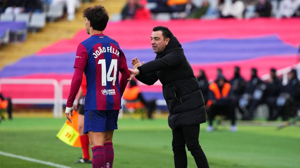 Xavi Hernández fala de João Félix: «Tem-nos ajudado muito, mas...»