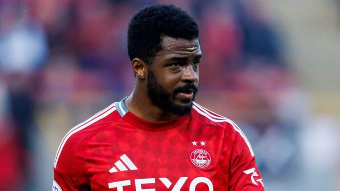 Ex-Benfica muda-se para Espanha: os detalhes do negócio