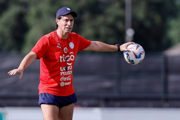 O argentino Daniel Garnero, treinador do Paraguai. EFE