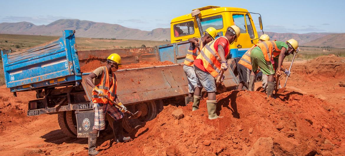 Países ainda não se recuperaram das perdas da era pandêmica e da inflação que se seguiu