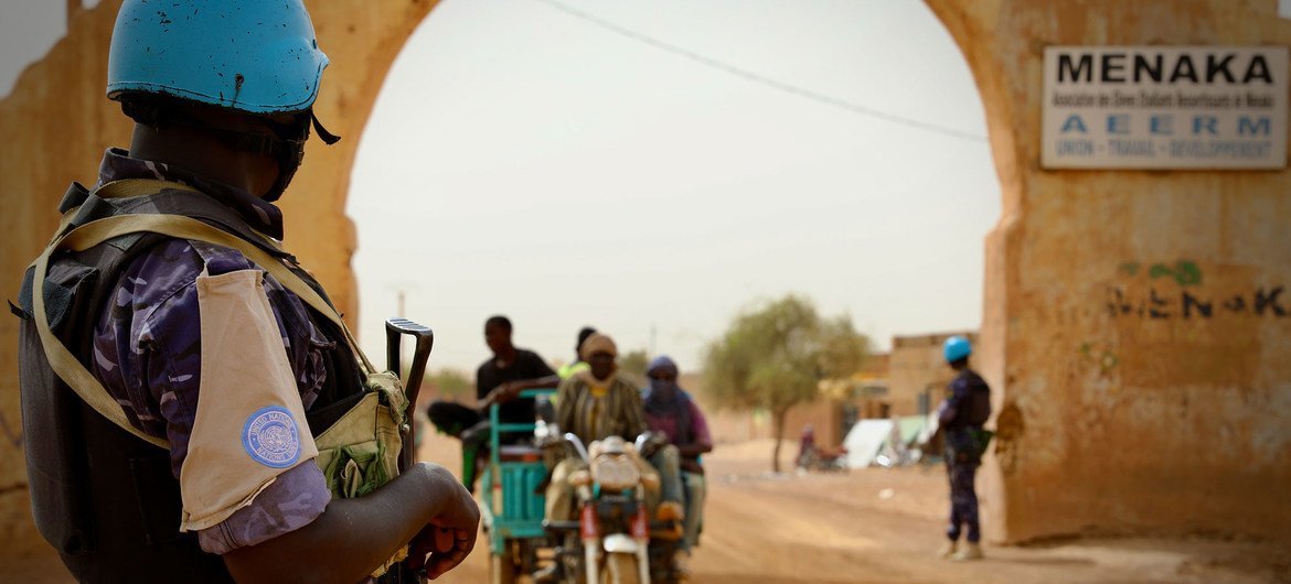 Polícia da ONU patrulha a região de Menaka, no nordeste do Mali