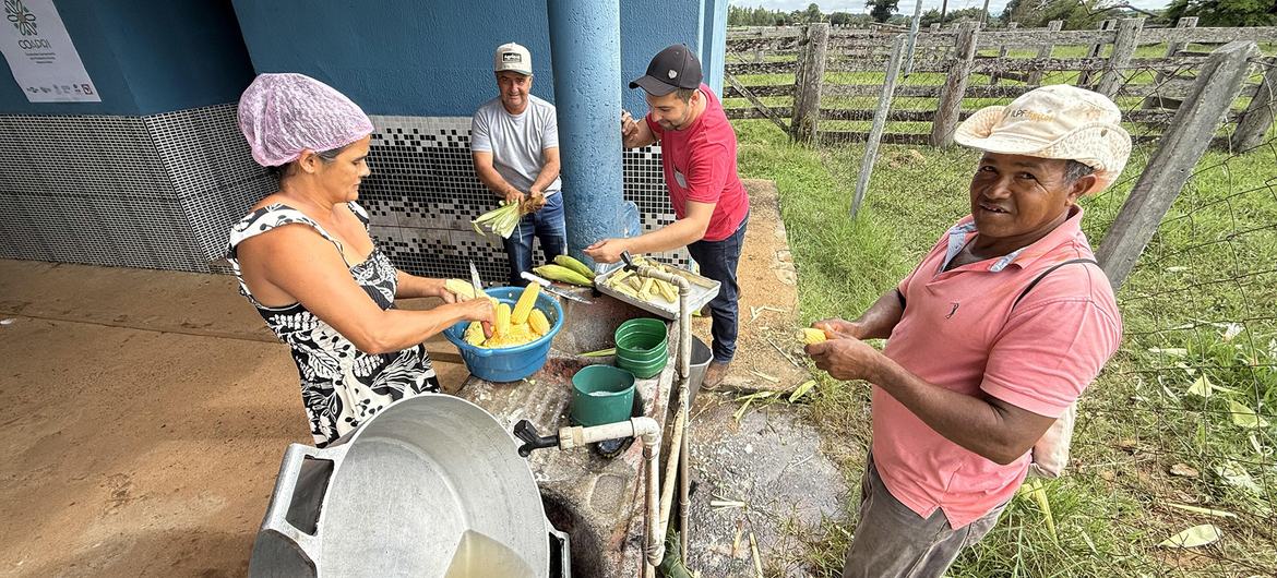 Inclusão dos agricultores familiares deve estar entre as prioridades do setor agroalimentar brasileiro, segundo Banco Mundial.
