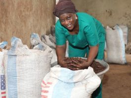 A inflação de alimentos, com média acima de 6%, continua a atingir as famílias de baixa renda mais duramente, particularmente na África, Sul da Ásia e Ásia Ocidental.