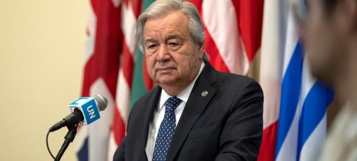 O secretário-geral António Guterres fala à imprensa na sede da ONU, em Nova Iorque