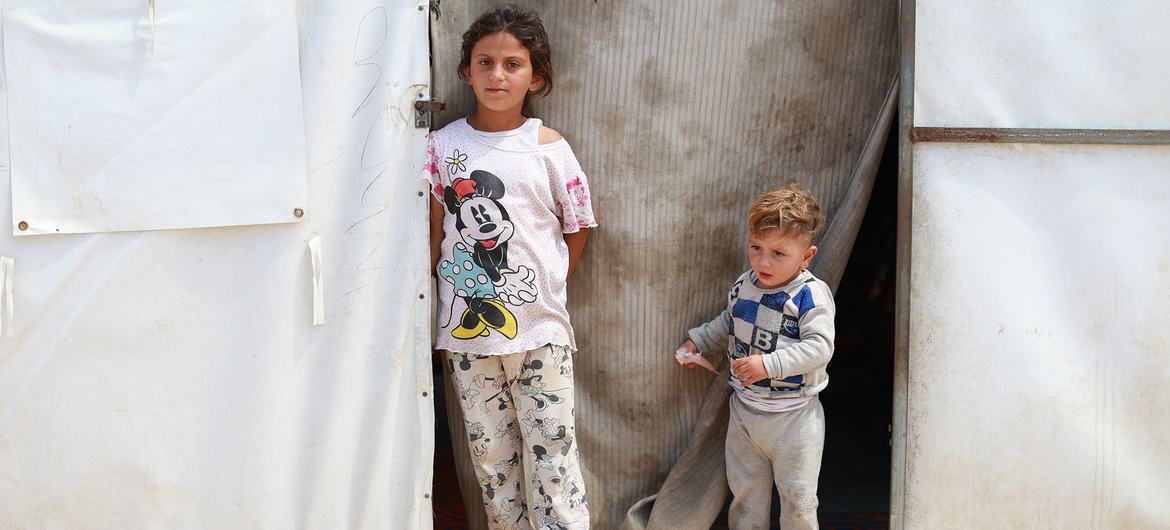 Crianças deslocadas na Associação de Saúde e Comunidade Al Awda, Gaza