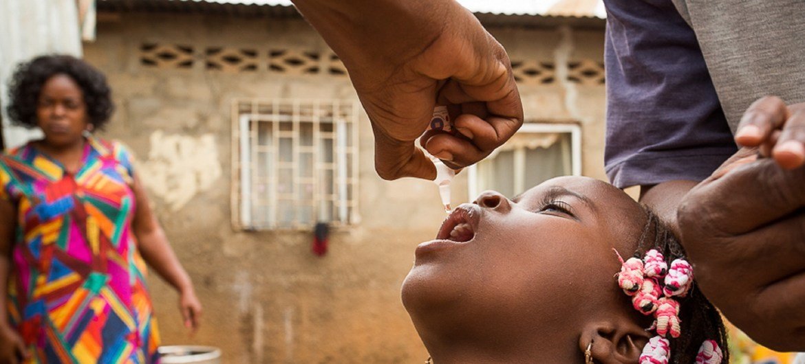 Angola adota como principal estratégia a vacinação porta a porta
