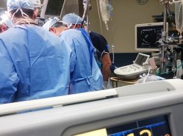 OMS-Europa revelou que grande parte de profissionais de medicina e enfermagem têm transtornos de saúde mental e bem-estar por causa das condições de trabalho