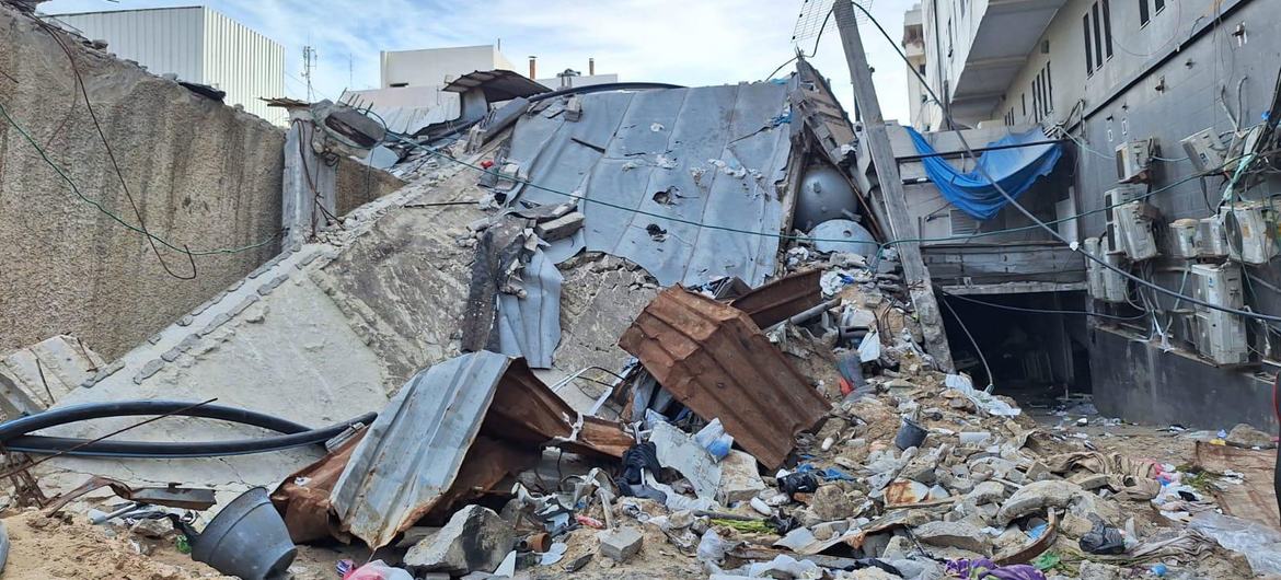 Hospital Al Shifa, no norte de Gaza, está em ruínas Hospital Al Shifa, no norte de Gaza, está em ruínas