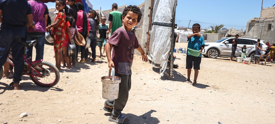 Unrwa continua fornecendo assistência médica a pessoas vulneráveis, incluindo crianças e idosos Unrwa continua fornecendo assistência médica a pessoas vulneráveis, incluindo crianças e idosos