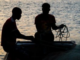 Cabo Verde tem uma forte dependência da economia do turismo e da pesca, em particular do atum.