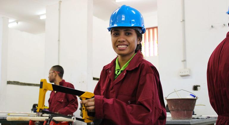 Mulher timorense contribui para economia