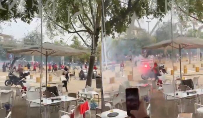 Primeiros incidentes entre torcedores radicais do Athletic e do Mallorca. Captura/Marca