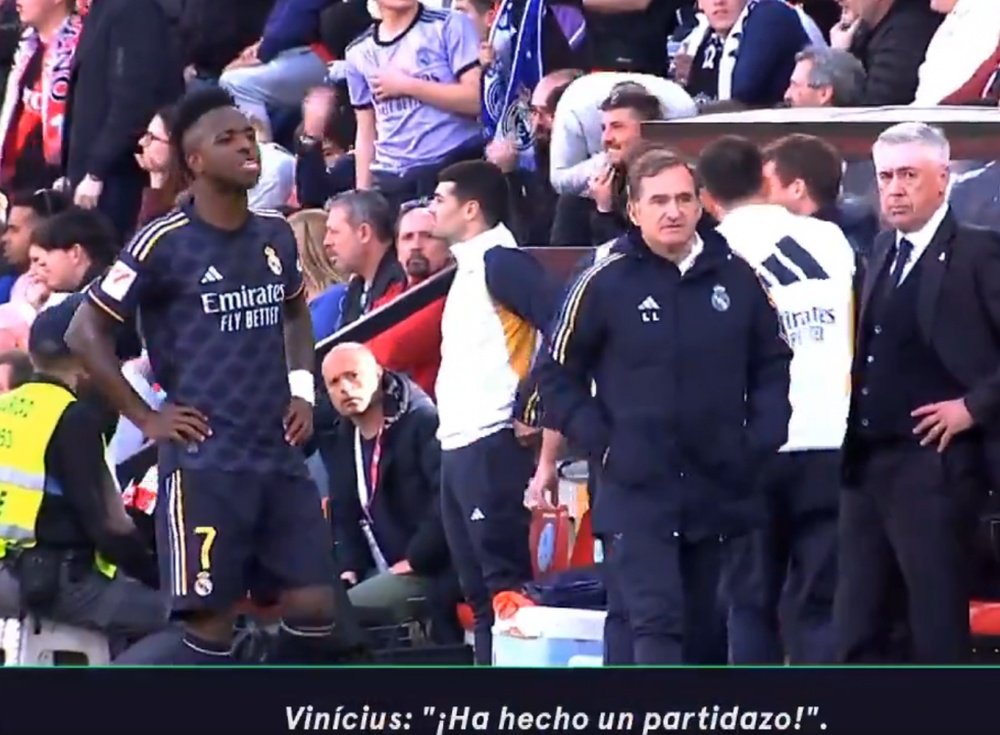 Vinícius explodiu diante da permissividade da arbitragem. Captura/MovistarLaLiga