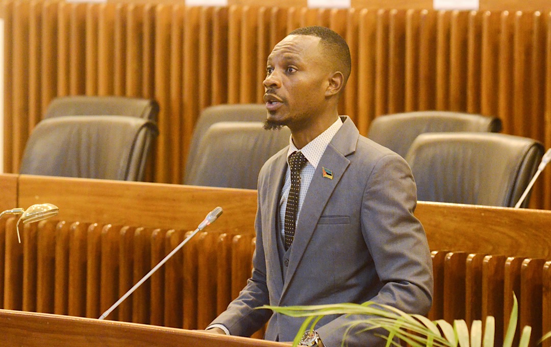 img_1196-1 LEI SOBRE COMPROMISSO POLÍTICO: PODEMOS considera instrumento transformador