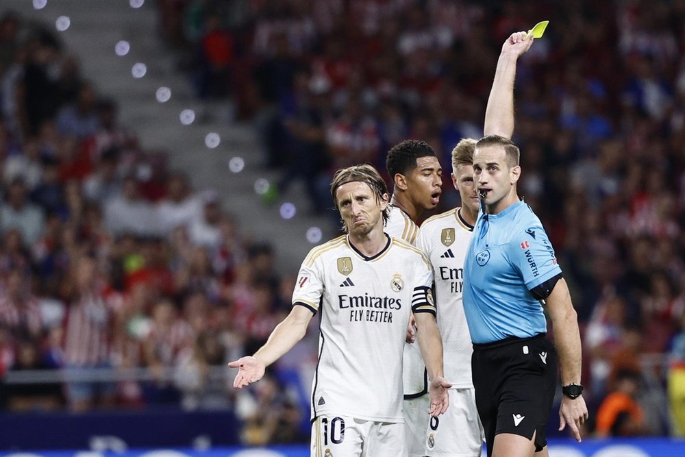 Modric está cansado da reserva. EFE/Rodrigo Jiménez