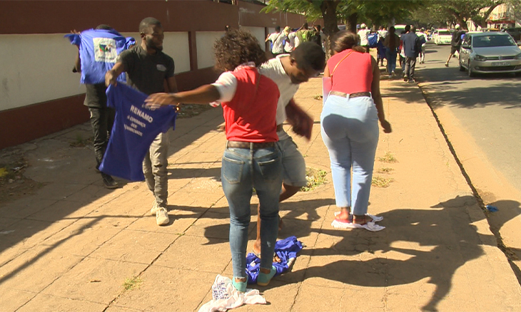 jovens-renunciam-a-renamo-na-cidade-de-maputo